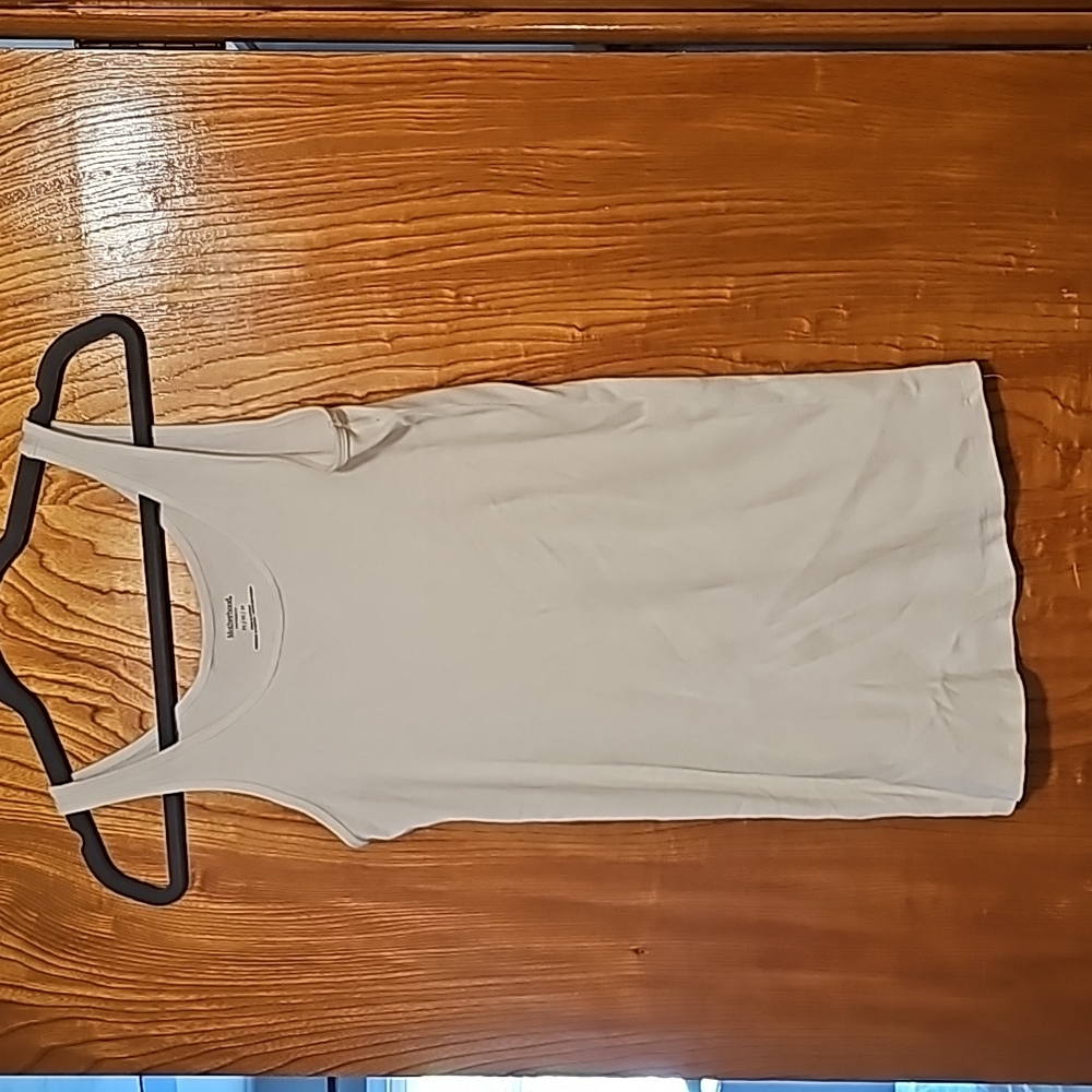 Motherhood maternity white cami medium